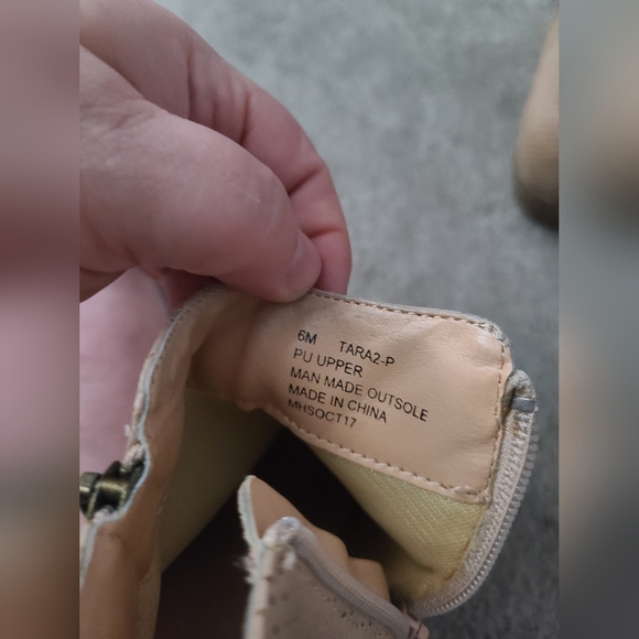 BOGO Esprit Tan Zip-Up Booties with Faux Zipper detail size 6 women's - Picture 2 of 9